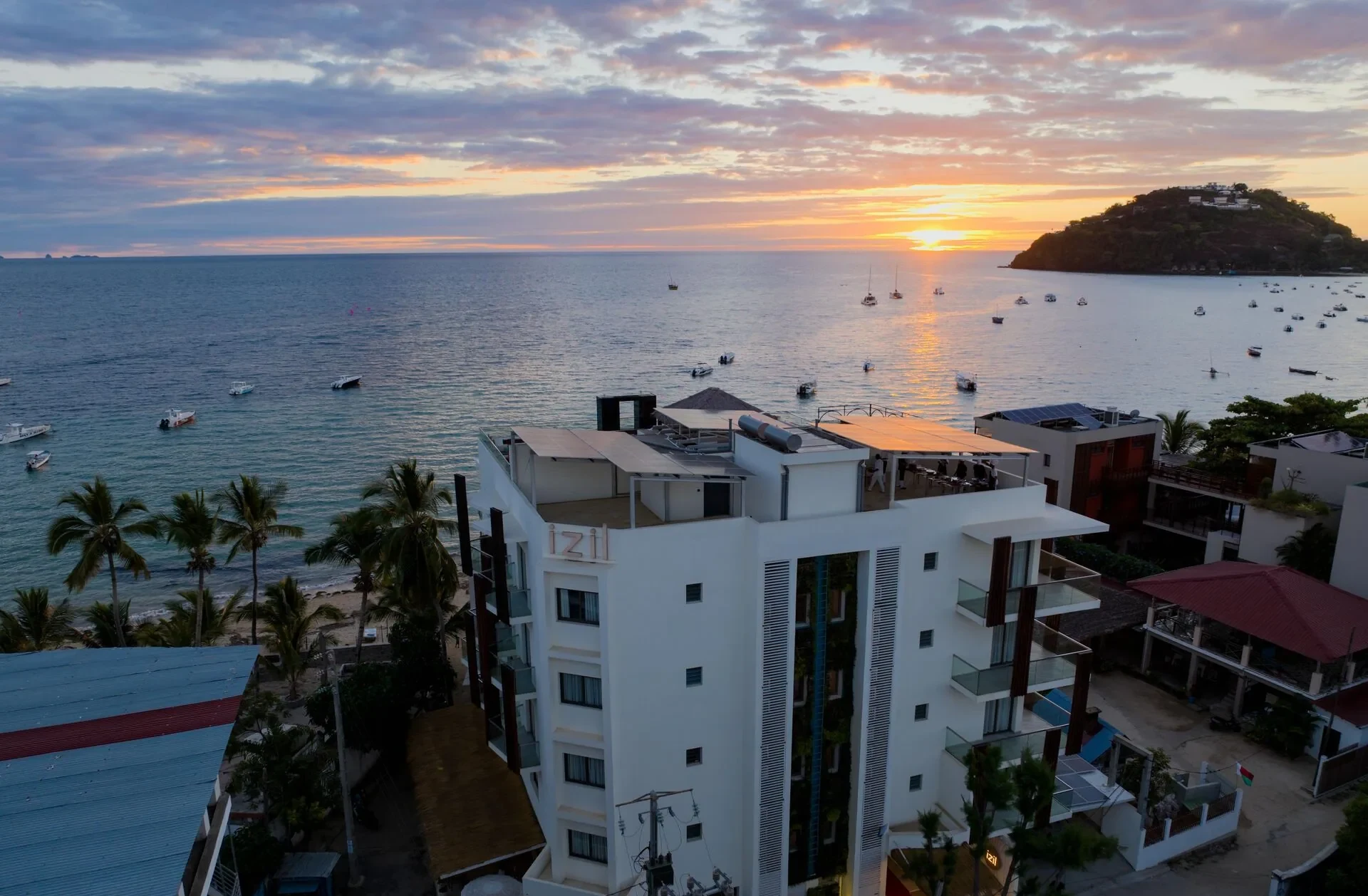 Izil Hôtel Nosy Be — Ambatoloaka, Madagascar