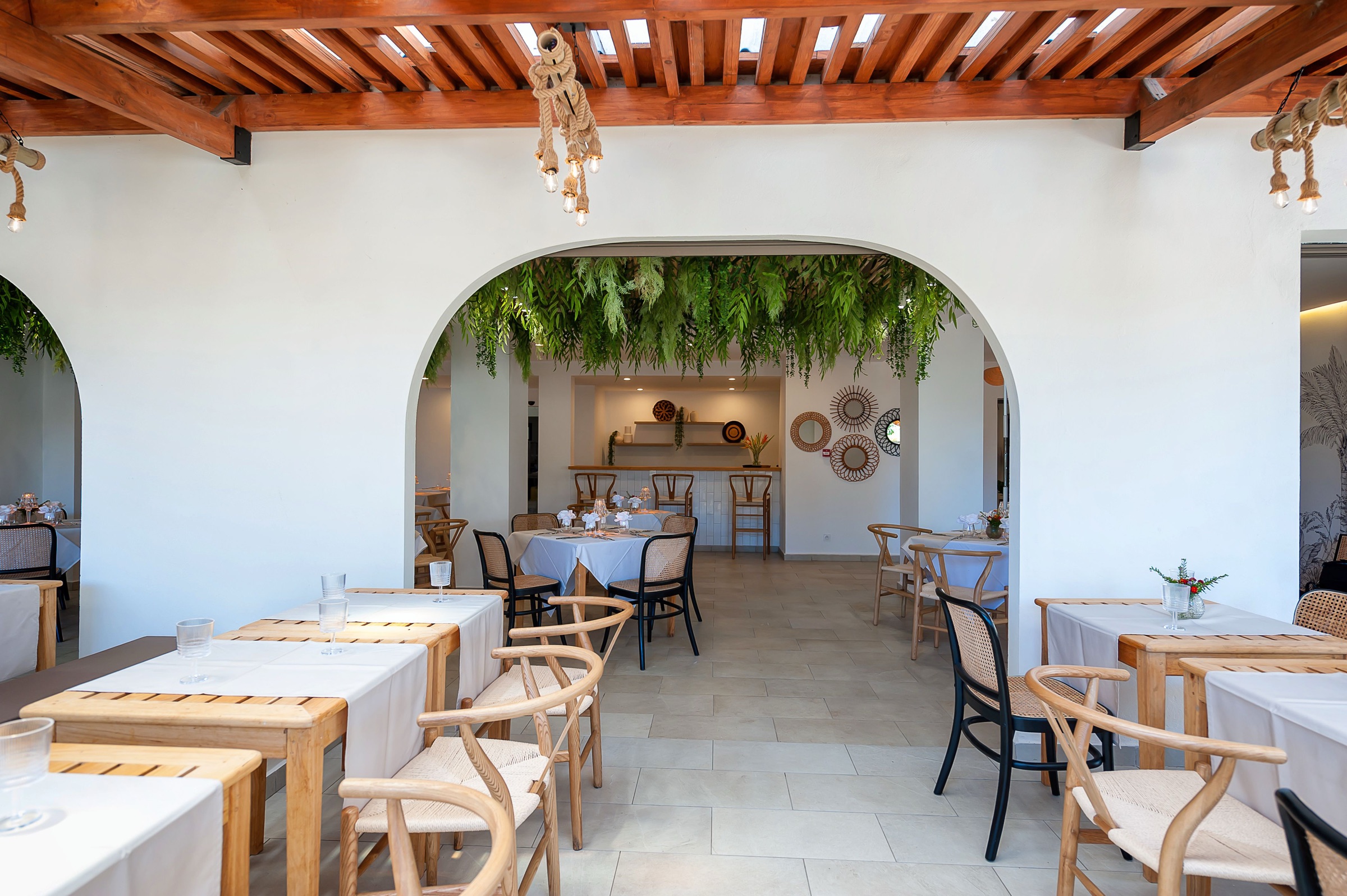 Salle du restaurant PURO — Izil Hôtel