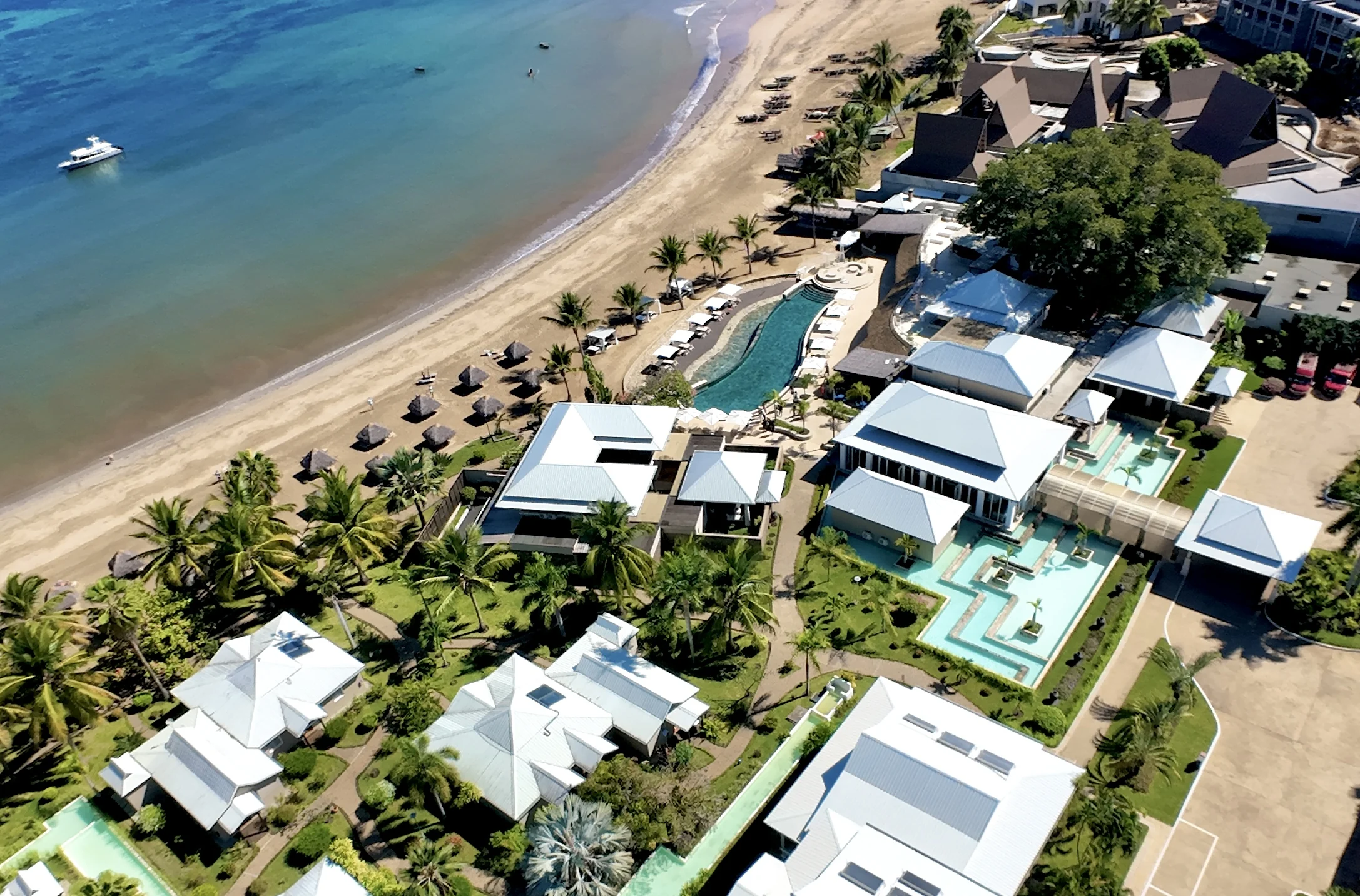 Palm Beach Resort & Spa — Nosy Be